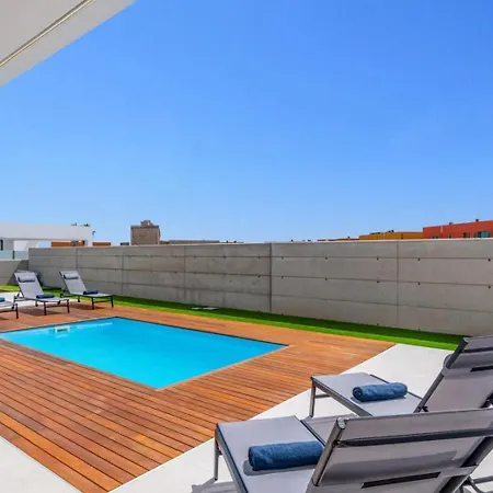 Villa Strelitzia Luxury House